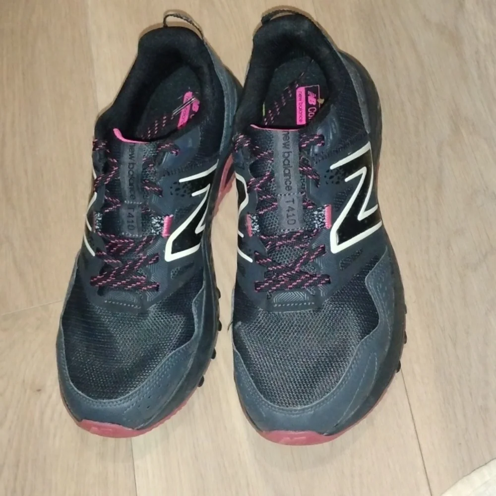 Women's New Balance Running Shoes 10 - Picture 4 of 8